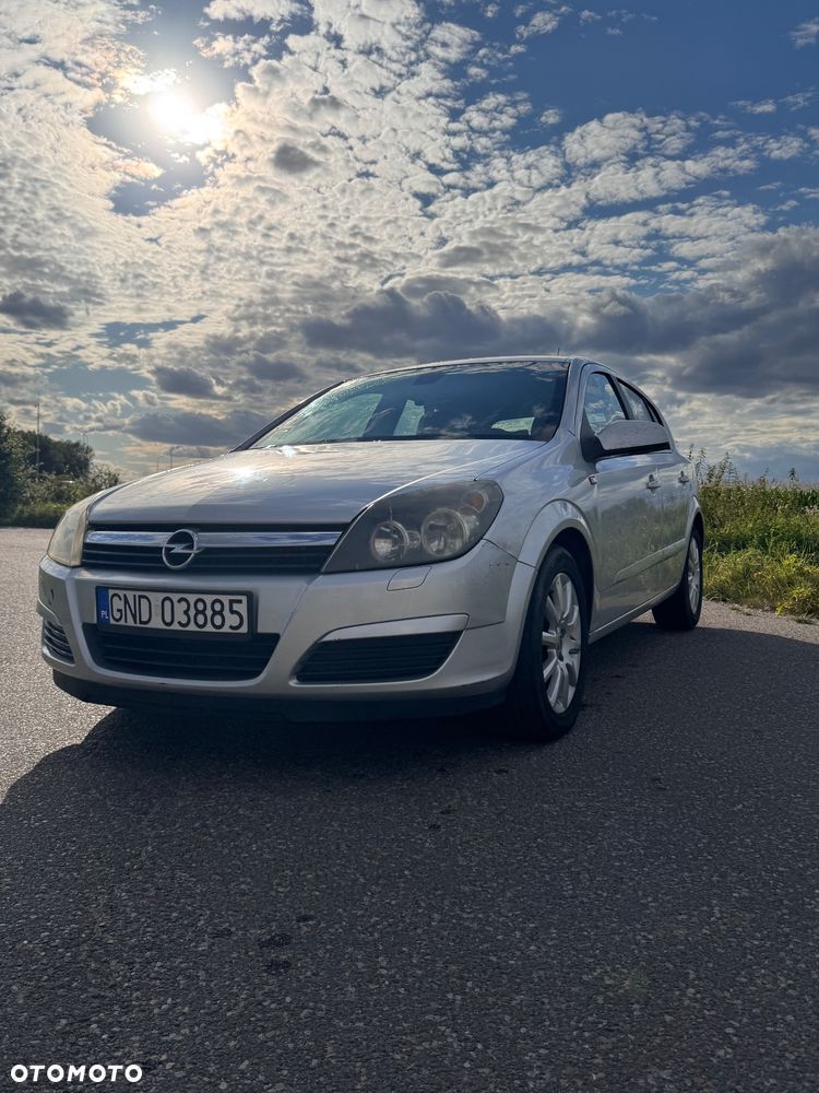 Opel Astra 1.6 Essentia - 1