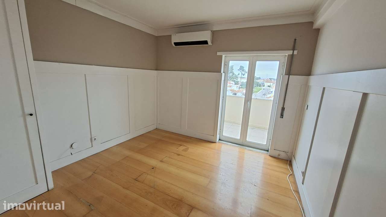 Apartamento T3 com 132m² e 2 amplas varandas Quinta do Conde. - Grande imagem: 5/19