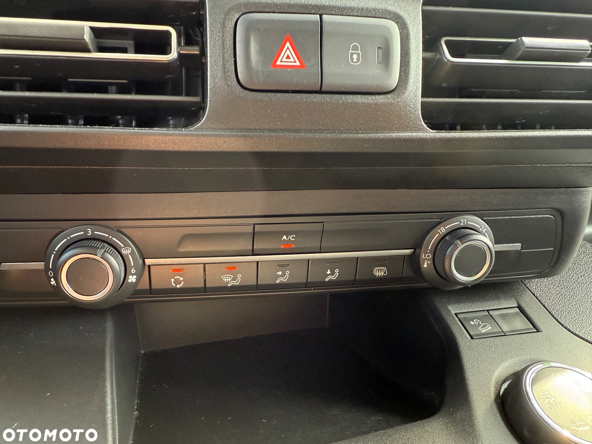 Fiat DOBLO/1,5 diesel 102KM/Manual/Klima/Kamera/Navi/PDC/tylko 21tkm - 19