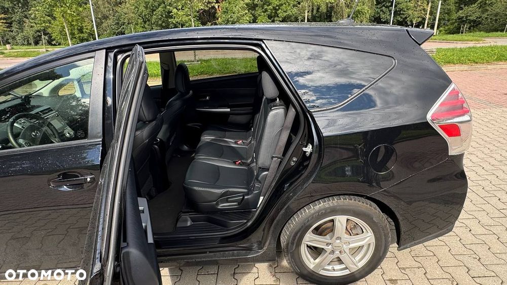 Toyota Prius+ Hybrid 135 Executive - 9