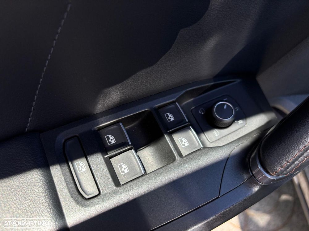 Cupra Formentor 1.4 e-Hybrid DSG Priority - 12