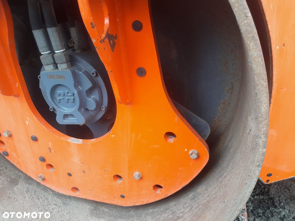 Hamm HD 13VV Bomag JCB walec drogowy wibracyjny, 2015r. - 13