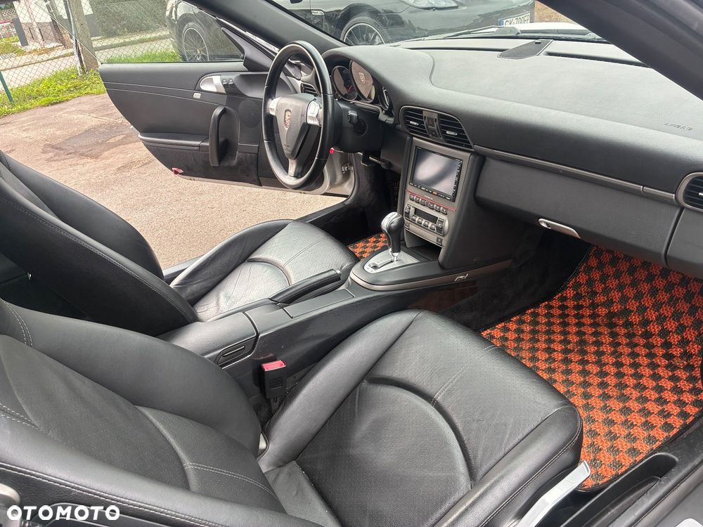 Porsche 911 Carrera S Tiptronic - 11