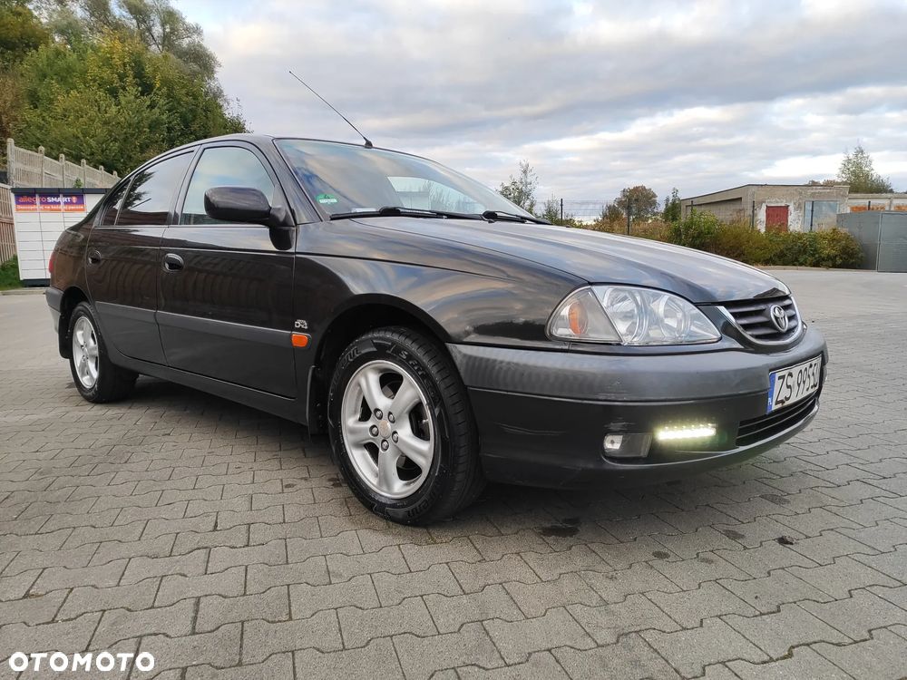 Toyota Avensis 2.0 VVT-i Sol - 16