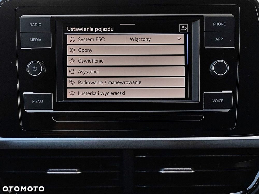 Volkswagen T-Roc - 28