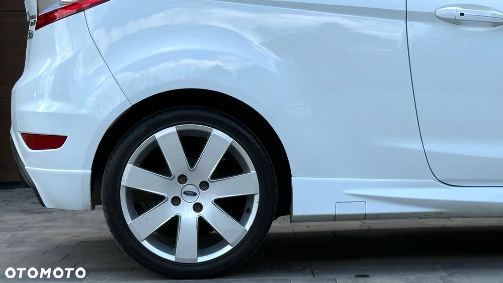 Ford Fiesta - 26