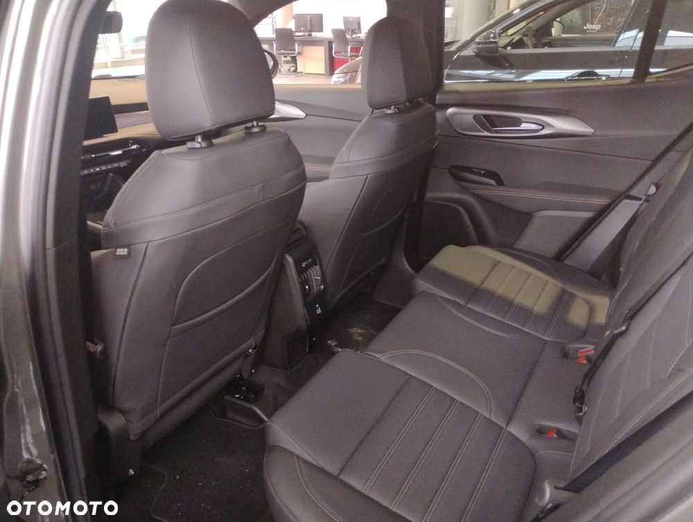 Alfa Romeo Tonale 1.5 T4 GSE mHEV Veloce DCT - 6