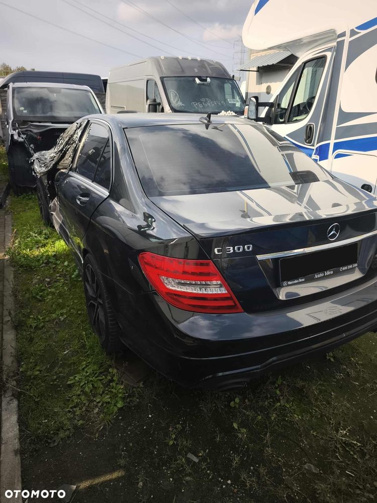 Mercedes-Benz Klasa C 300 4Matic 7G-TRONIC Avantgarde - 6