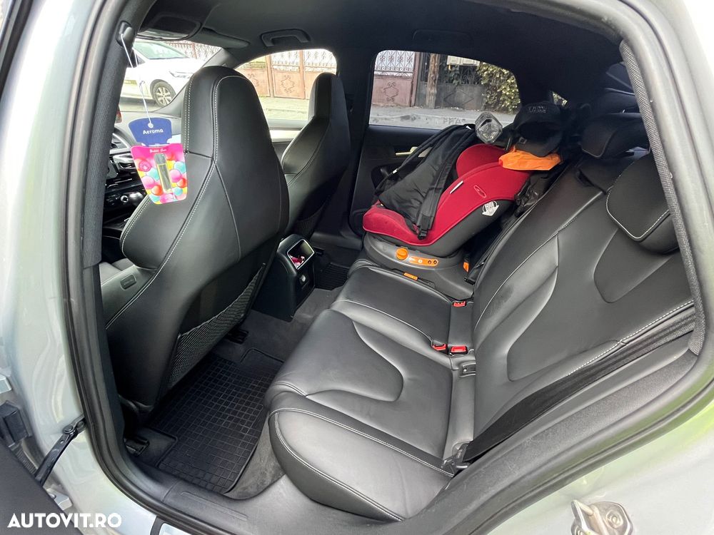 Audi A4 Avant 2.0 TDI DPF multitronic S line Sportpaket - 34