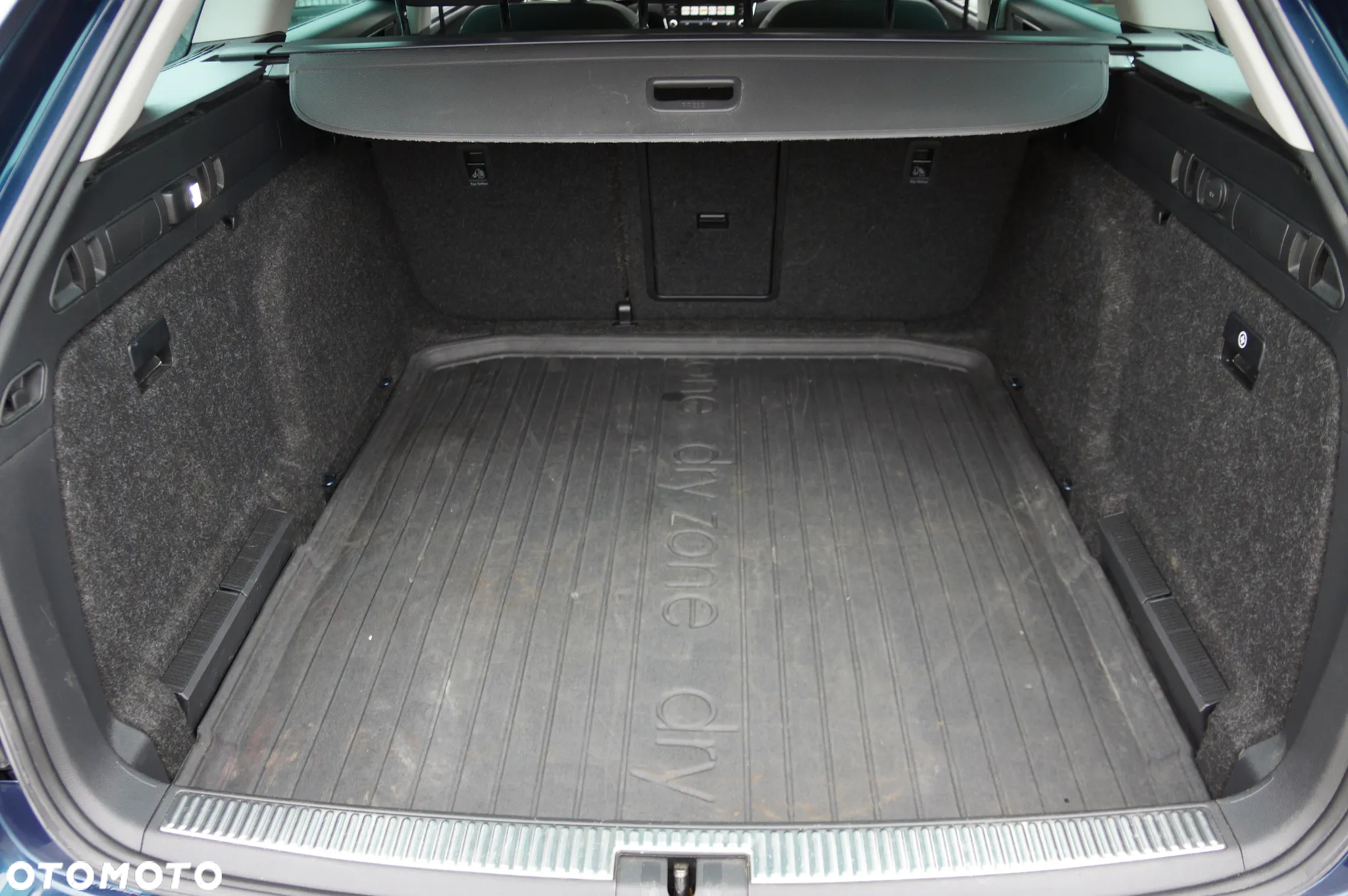 Skoda Superb 2.0 TDI Ambition DSG - 29