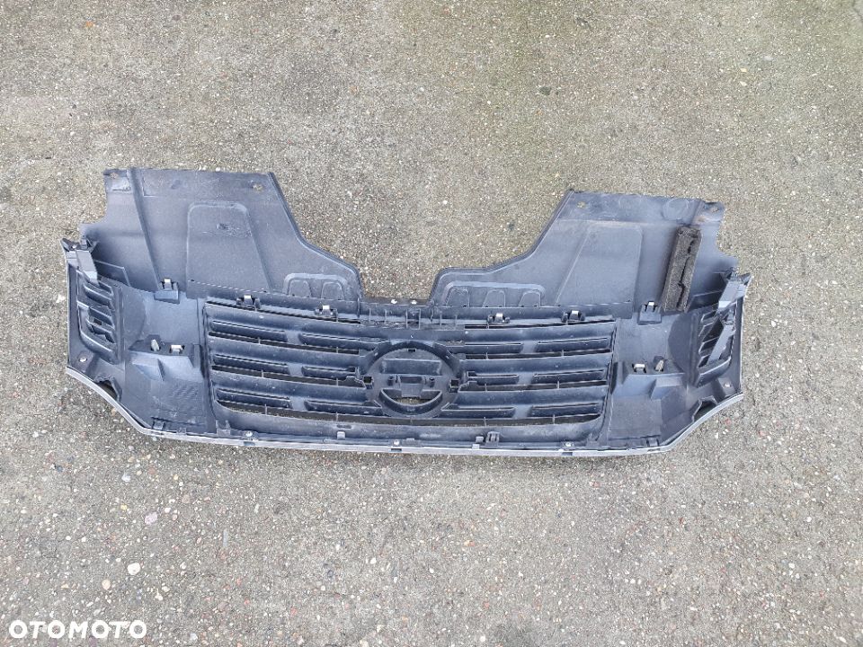Nissan Navara NP300 III 15- grill atrapa D23 - 2