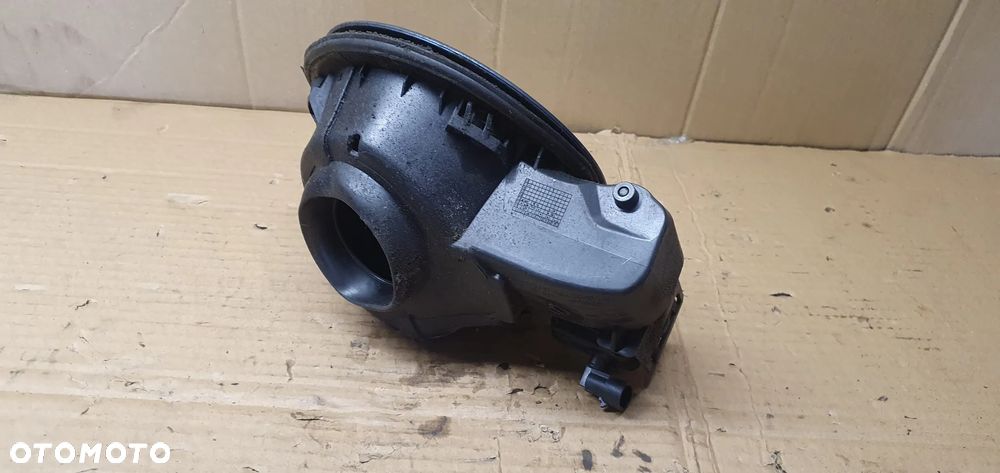 Klapka wlewu paliwa Opel Zafira C 22S 13394541 - 3