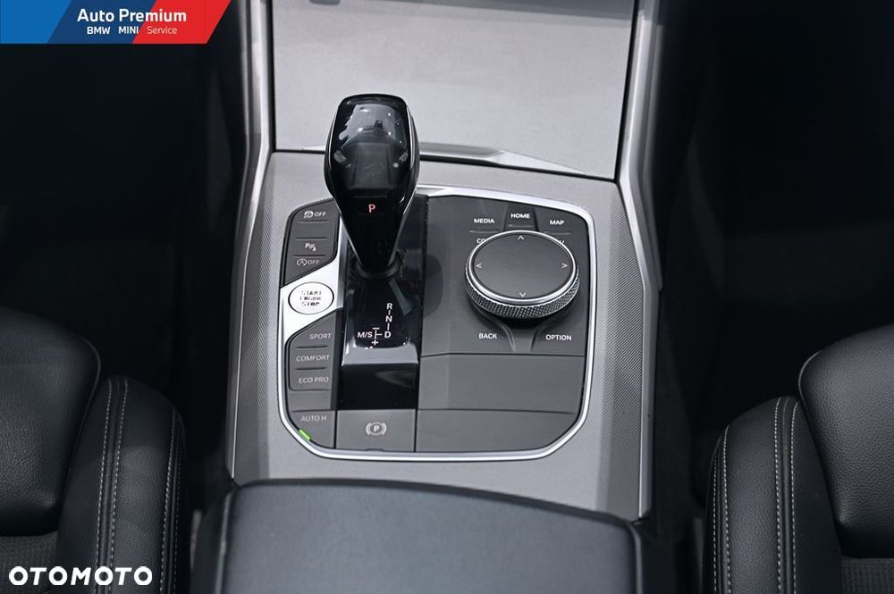 BMW Seria 3 318i Advantage - 17