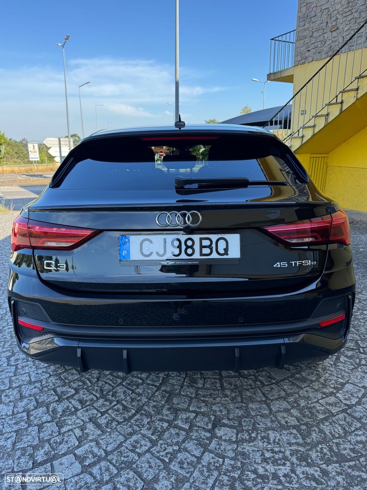Audi Q3 45 TFSIe S tronic S line - 9