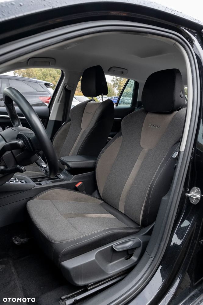 Skoda Octavia 2.0 TDI 4x4 Scout DSG - 10