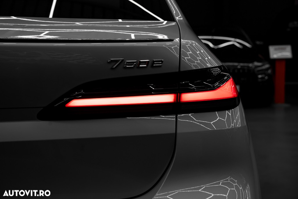 BMW Seria 7 750e xDrive AT PHEV - 6