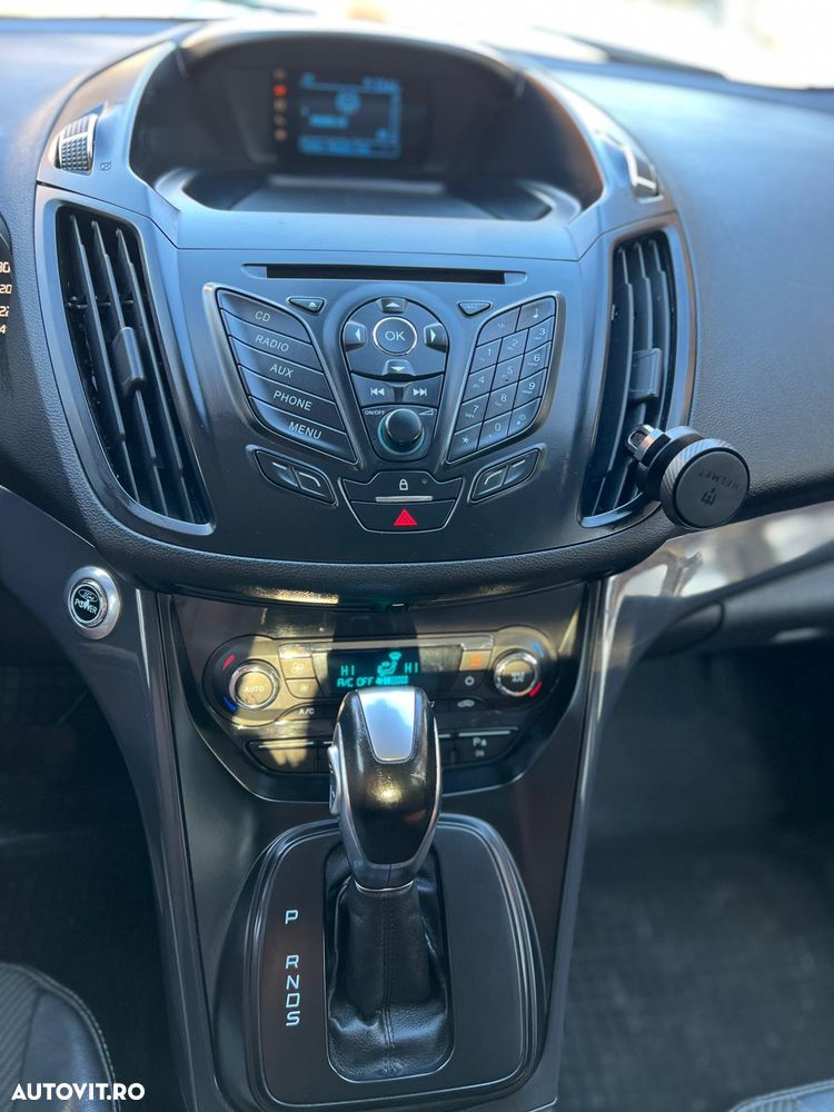 Ford Kuga 2.0 TDCi 4WD Powershift Titanium - 16