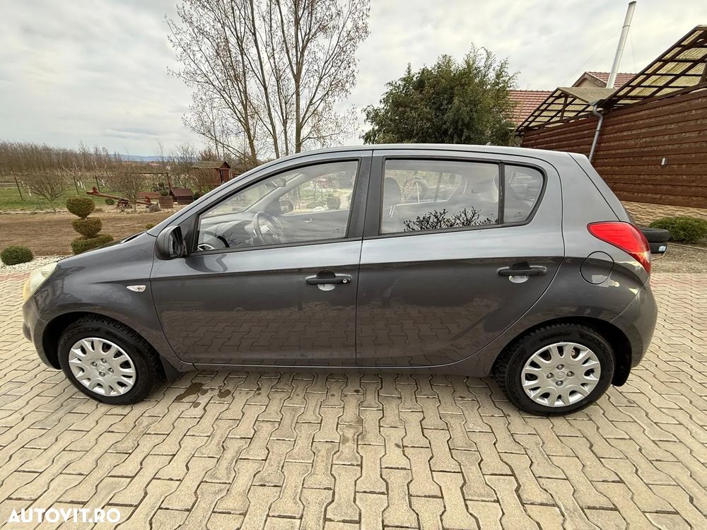 Hyundai i20 1.2 Economy - 9