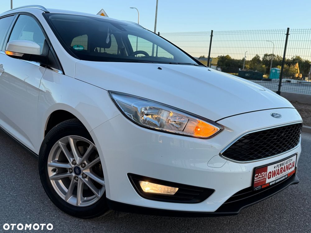 Ford Focus 1.6 Titanium - 12
