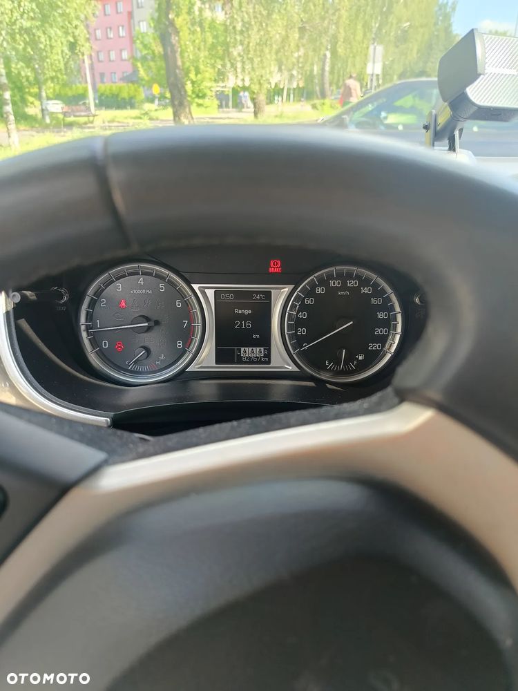 Suzuki Vitara 1.6 Comfort 2WD - 8