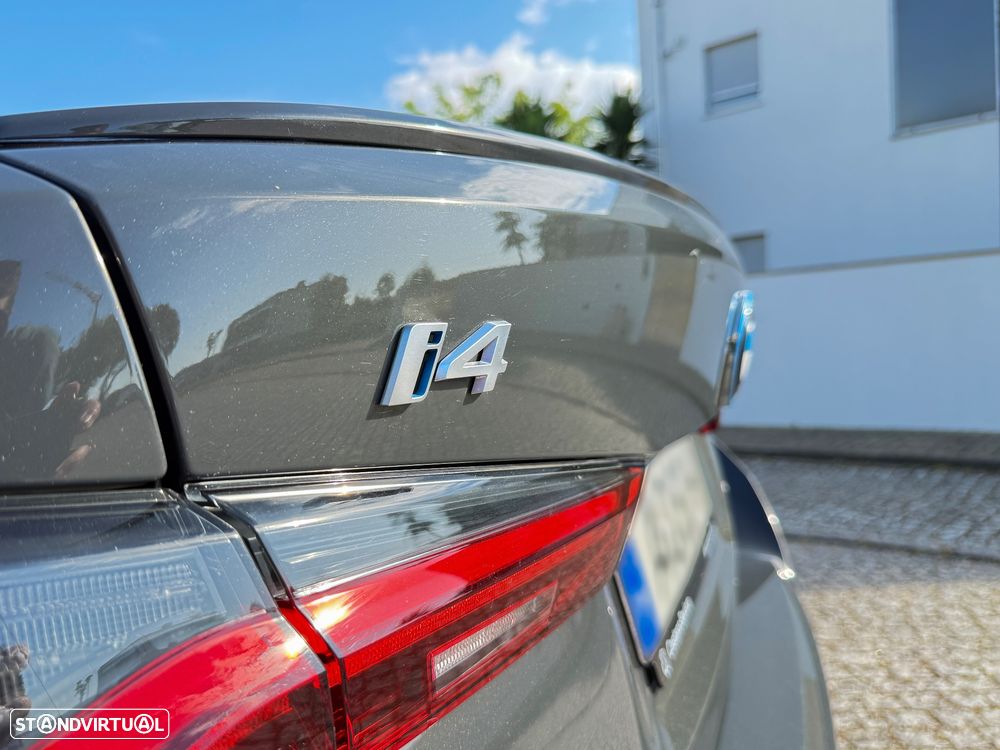 BMW i4 eDrive40 Pack Desportivo M - 10