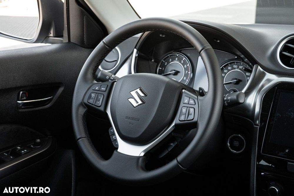 Suzuki Vitara - 23