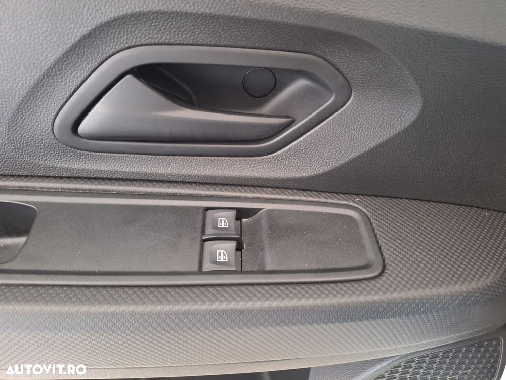 Dacia Logan ECO-G 100 MT5 Essential - 27