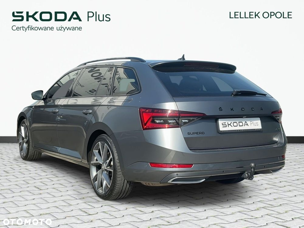 Skoda Superb 2.0 TDI SCR 4x4 Sportline DSG - 8