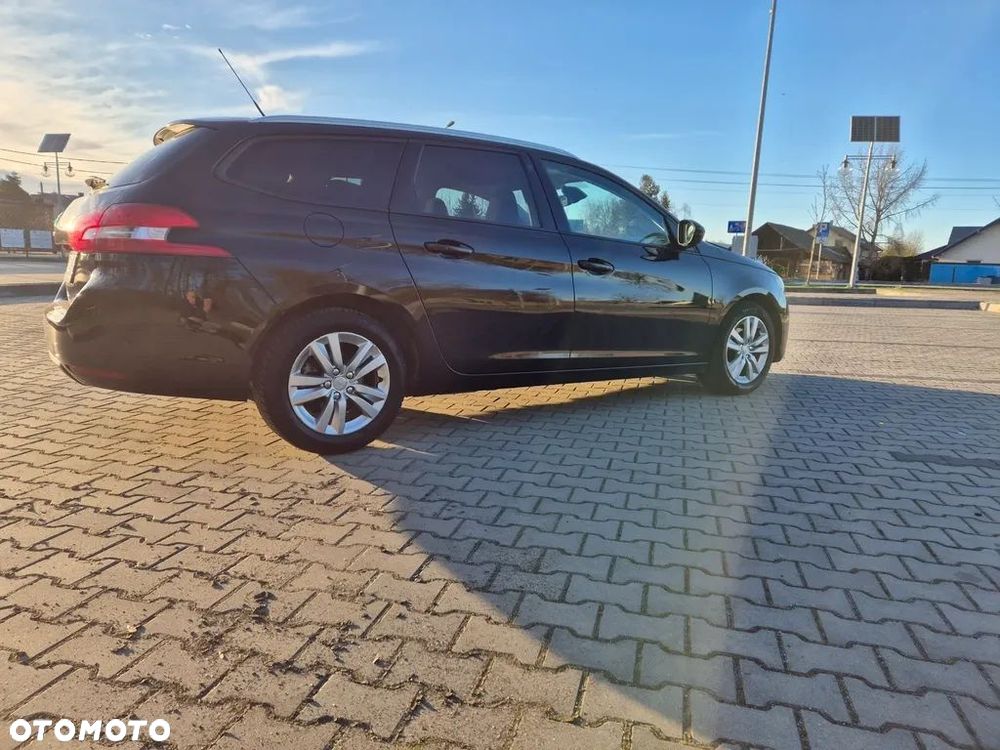 Peugeot 308 - 16