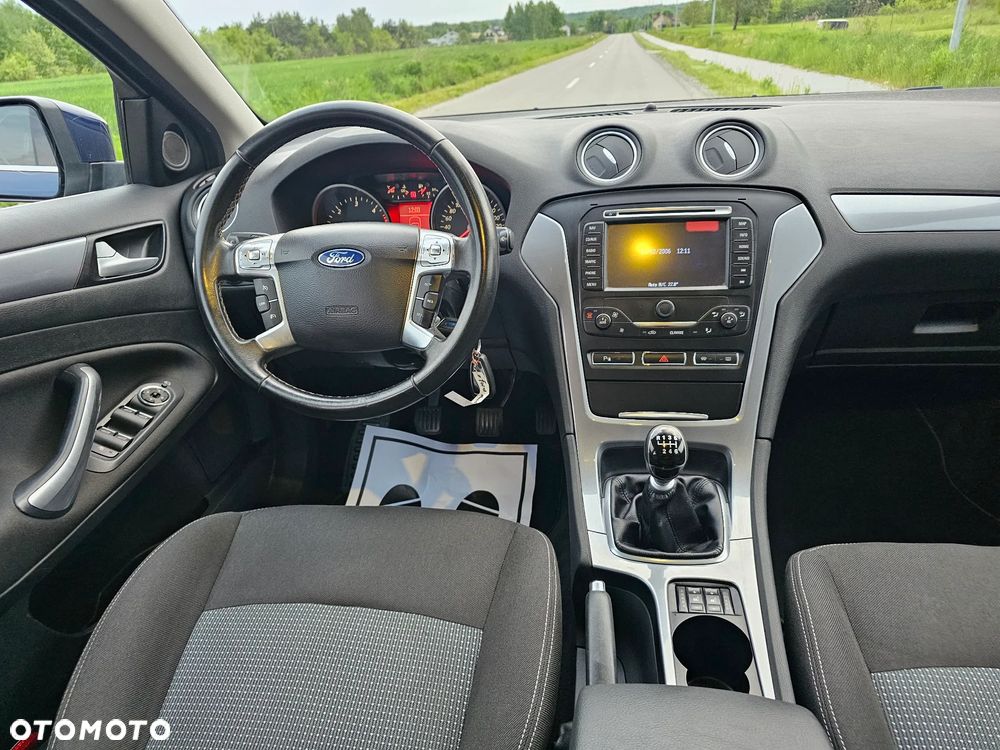 Ford Mondeo - 10