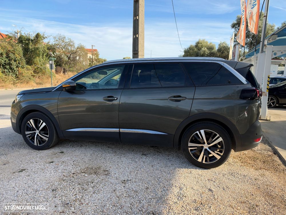 Peugeot 5008 - 3