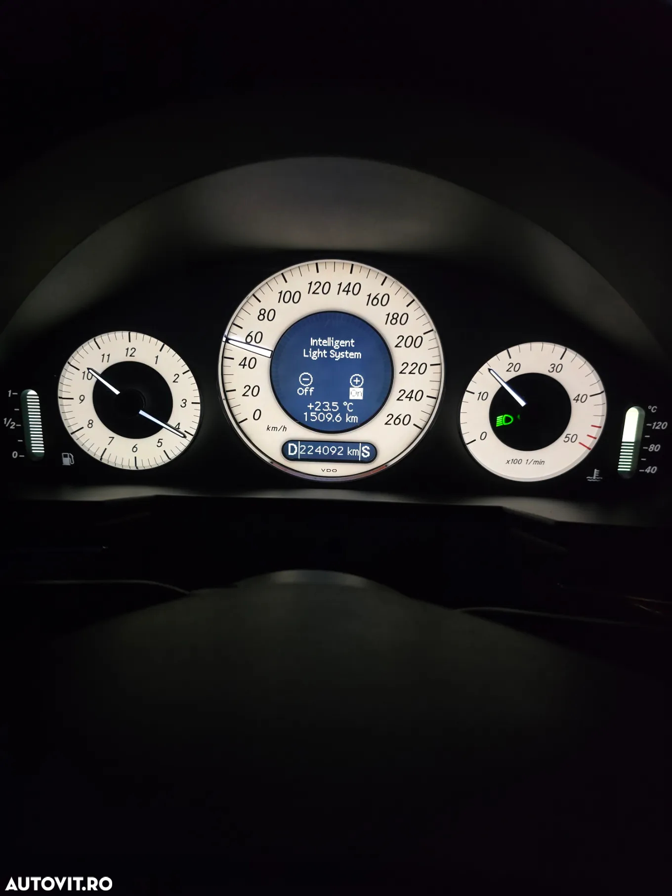 Mercedes-Benz E 220 CDI Automatik Avantgarde - 29