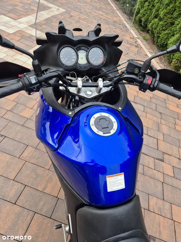 Suzuki V-STROM - 9