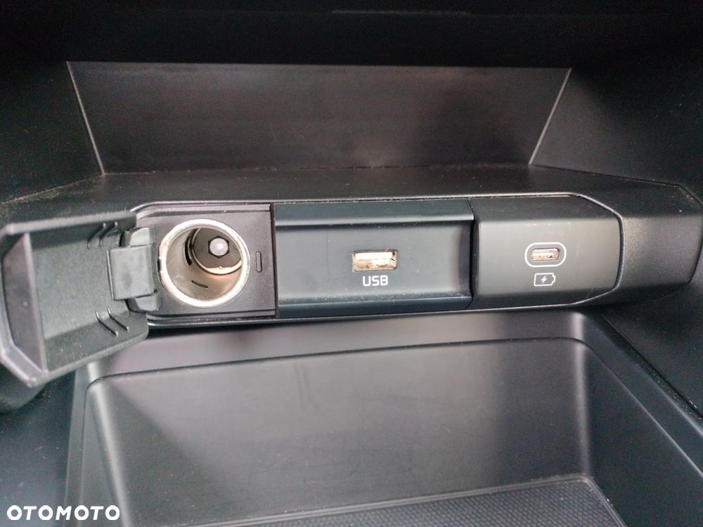 Kia Ceed 1.5 T-GDI M - 28