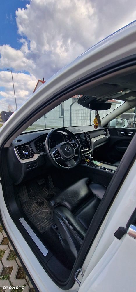 Volvo XC 60 D4 Geartronic Inscription - 16