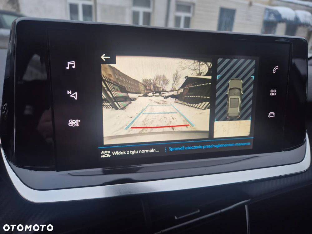 Peugeot 2008 1.2 PureTech Allure Pack S&S - 20