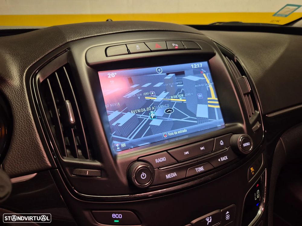 Opel Insignia Sports Tourer 1.6 CDTi Cosmo S/S — fotografia 19