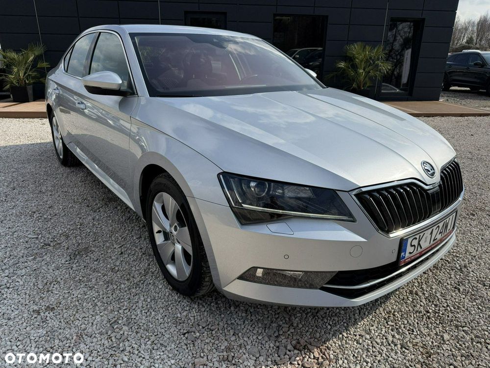 Skoda Superb 2.0 TDI 4x4 Style DSG - 23