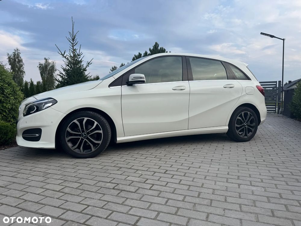 Mercedes-Benz Klasa B 180 (CDI) d 7G-DCT Style - 4