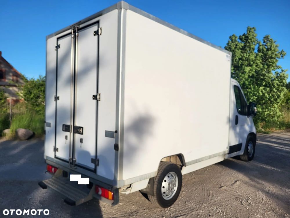 Fiat Ducato 18r 2.3 JTD 130KM Izoterma Chłodnia Mroźnia KLIMA Food Truck Sklep KONIOWÓZ - 24