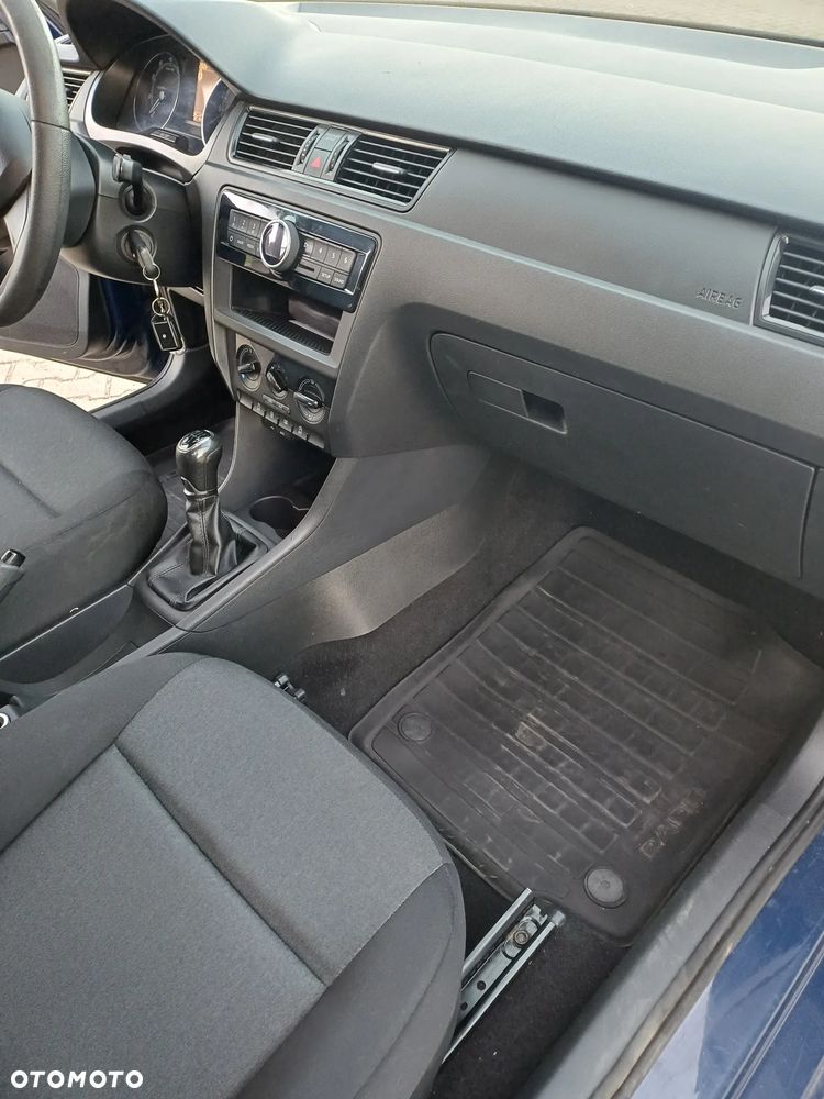 Skoda RAPID 1.0 TSI Active - 12