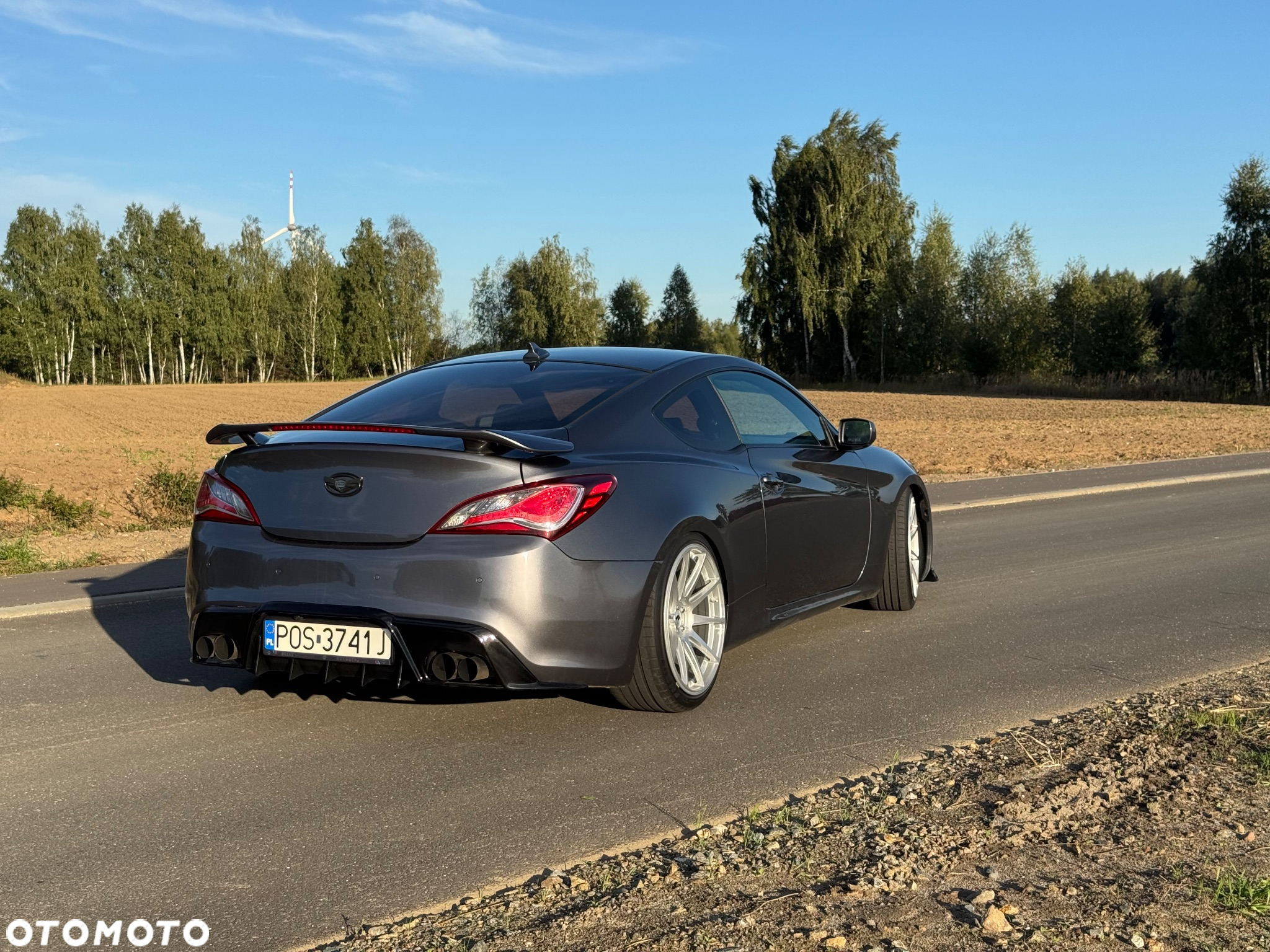 Hyundai Genesis Coupe - 13
