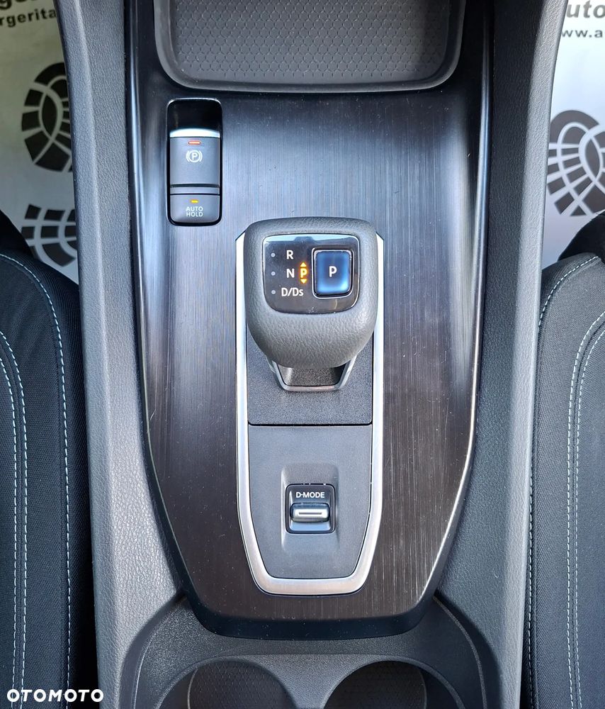 Nissan Qashqai 1.3 DIG-T MHEV Xtronic Tekna - 24