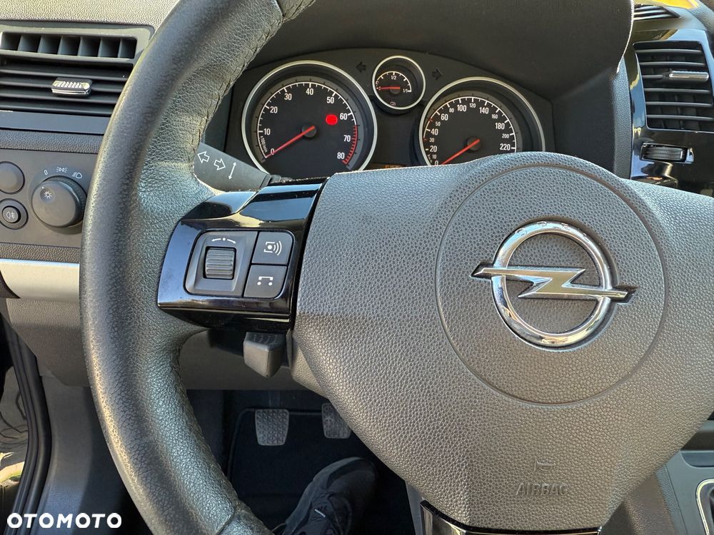 Opel Zafira 1.8 Edition Plus - 22