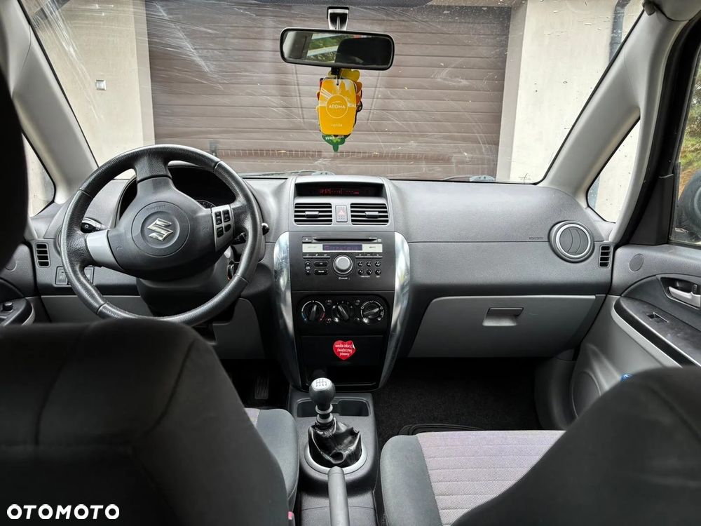 Suzuki SX4 1.9 DDiS 4WD GS / Premium - 5