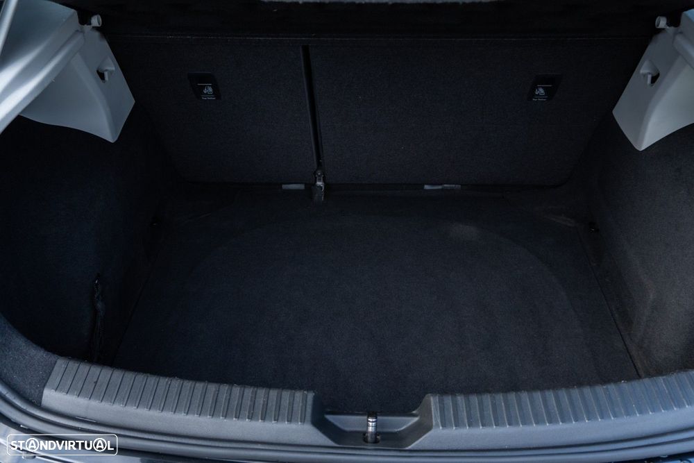 SEAT Leon 1.6 TDI S&S Style - 21