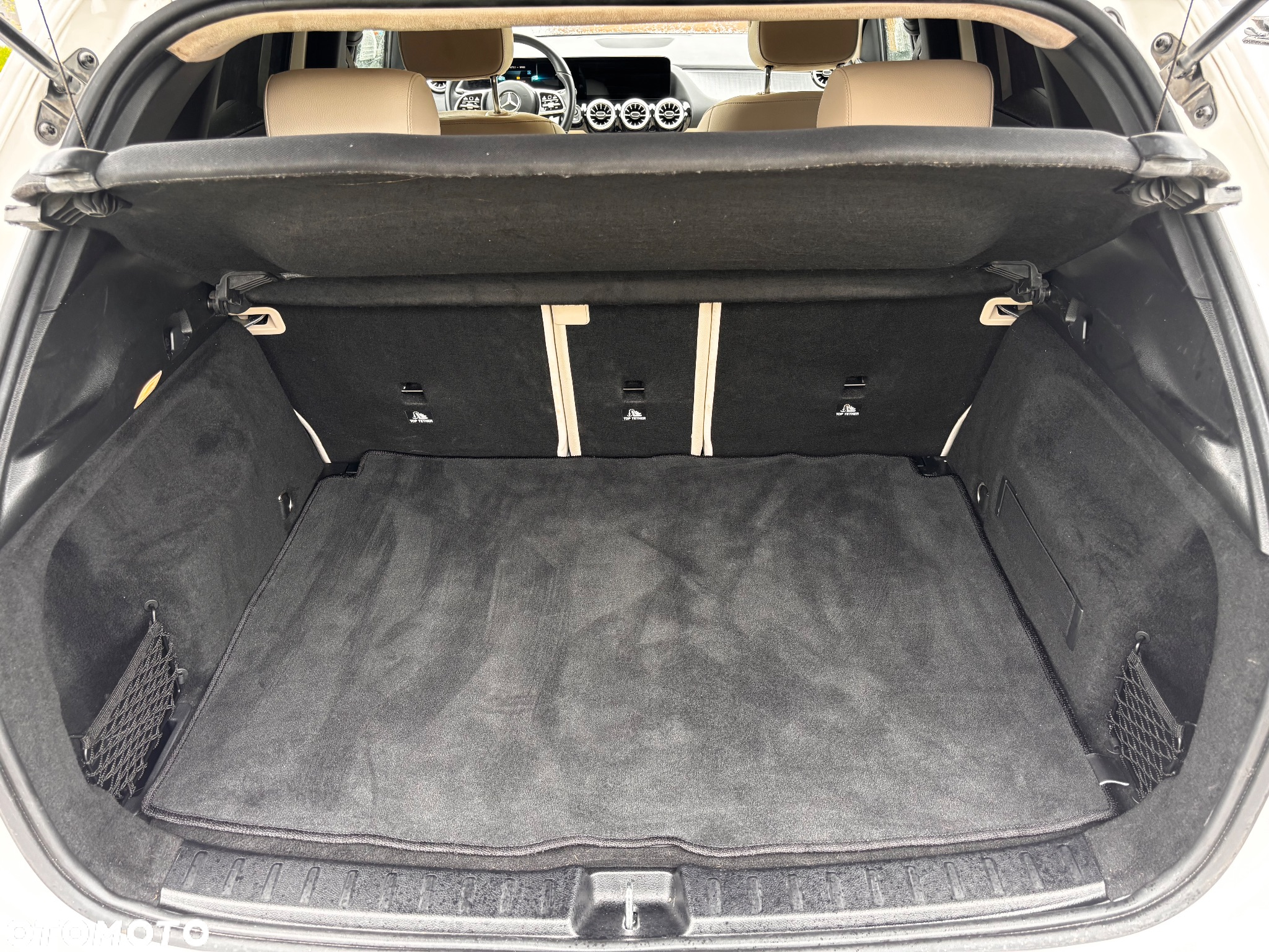 Mercedes-Benz GLA 250 8G-DCT EDITION 2022 - 25
