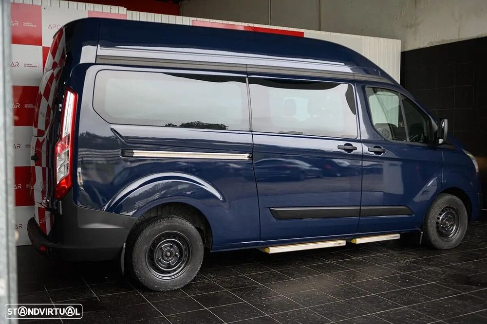 Ford Transit Custom Adaptada p/ 3 cadeiras de rodas - 14