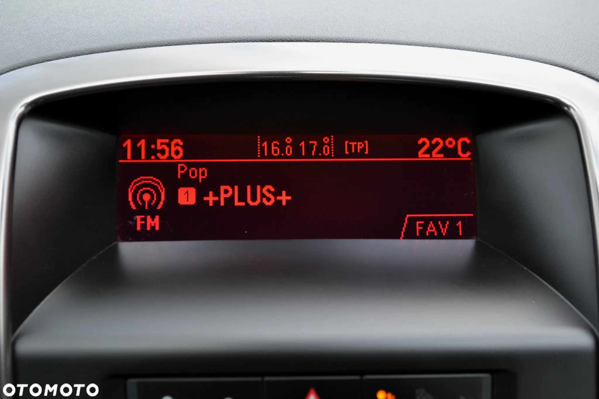Opel Astra IV 1.4 T Sport - 17