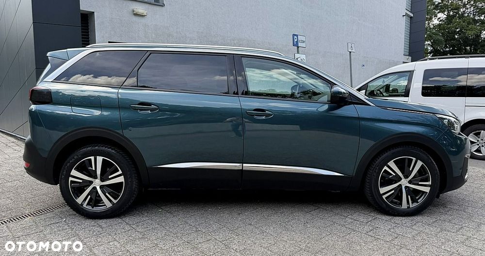 Peugeot 5008 - 3